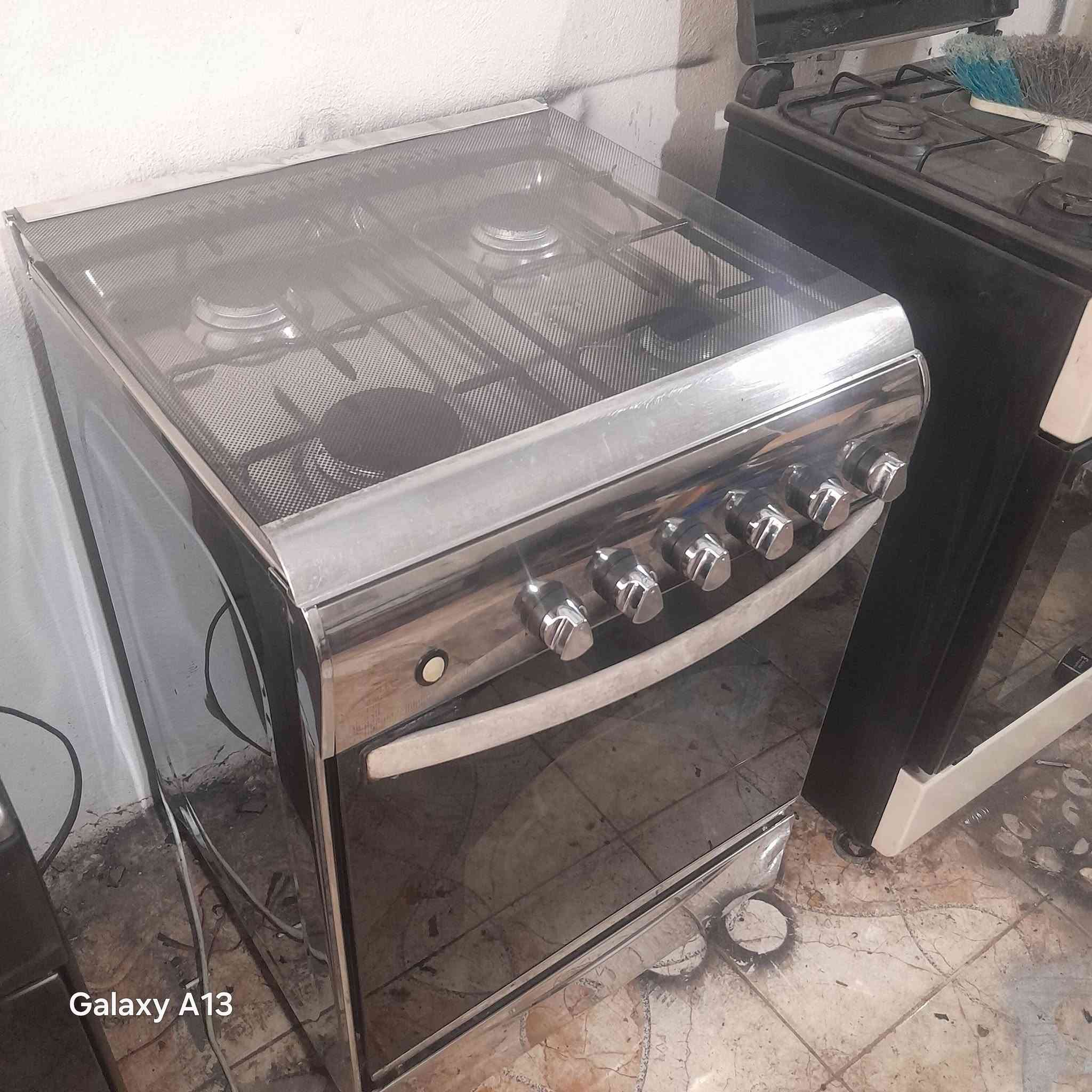 طباخ يونفيرسال مصري باب اول اخو الجديد كوله استيل بيع او مراوس العنوان حي النداء شارع  المكاتب وتساب مازنجر موجود ***********

نص مكتوب في الصور:
- Galaxy A13