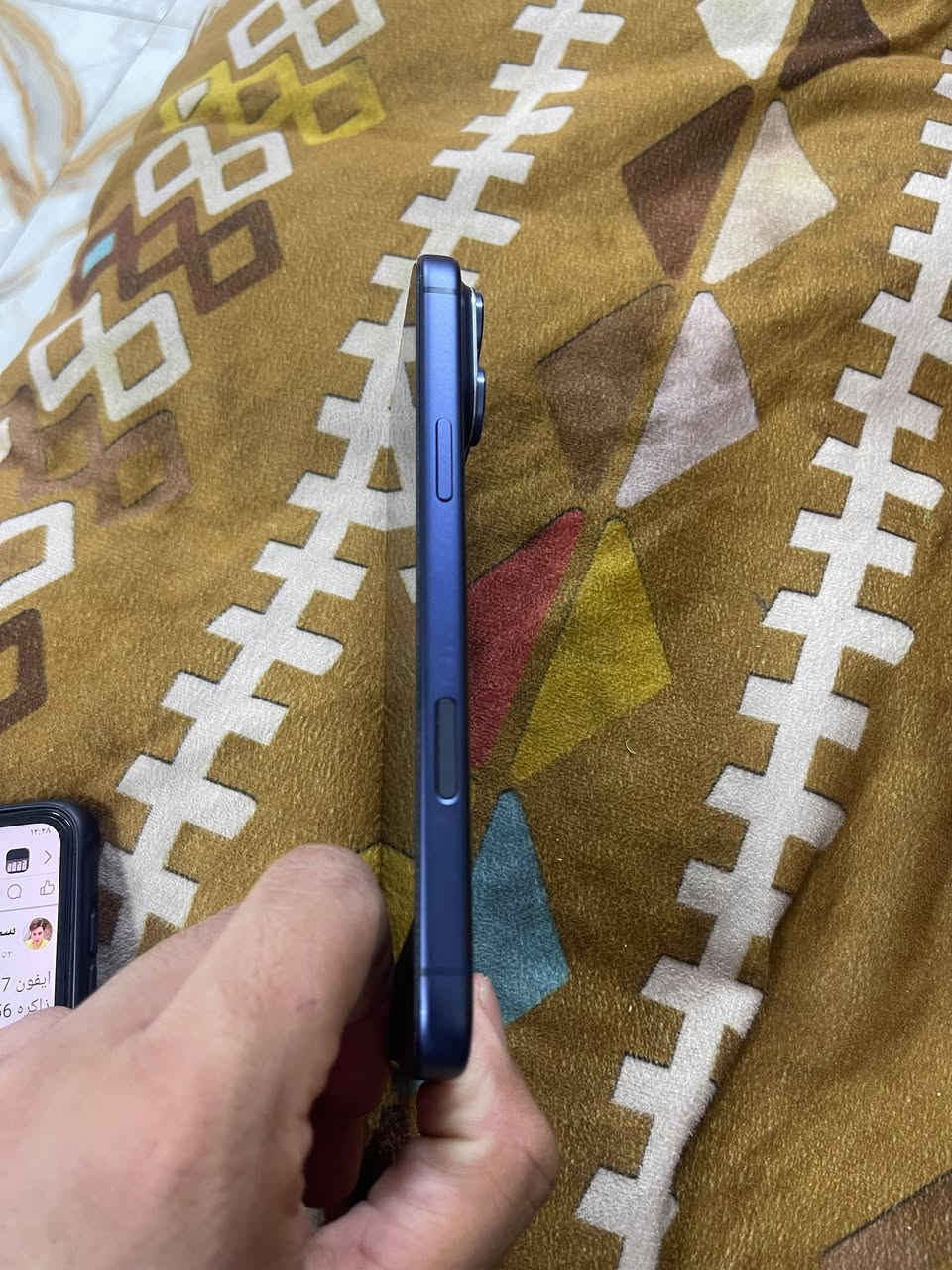 ايفون 17برو ماكس 
ذاكره 256
نضافه /100
البطاريه /100
شريحه فعاليه 
سعر 1850
***********
البصره الامن داخلي

