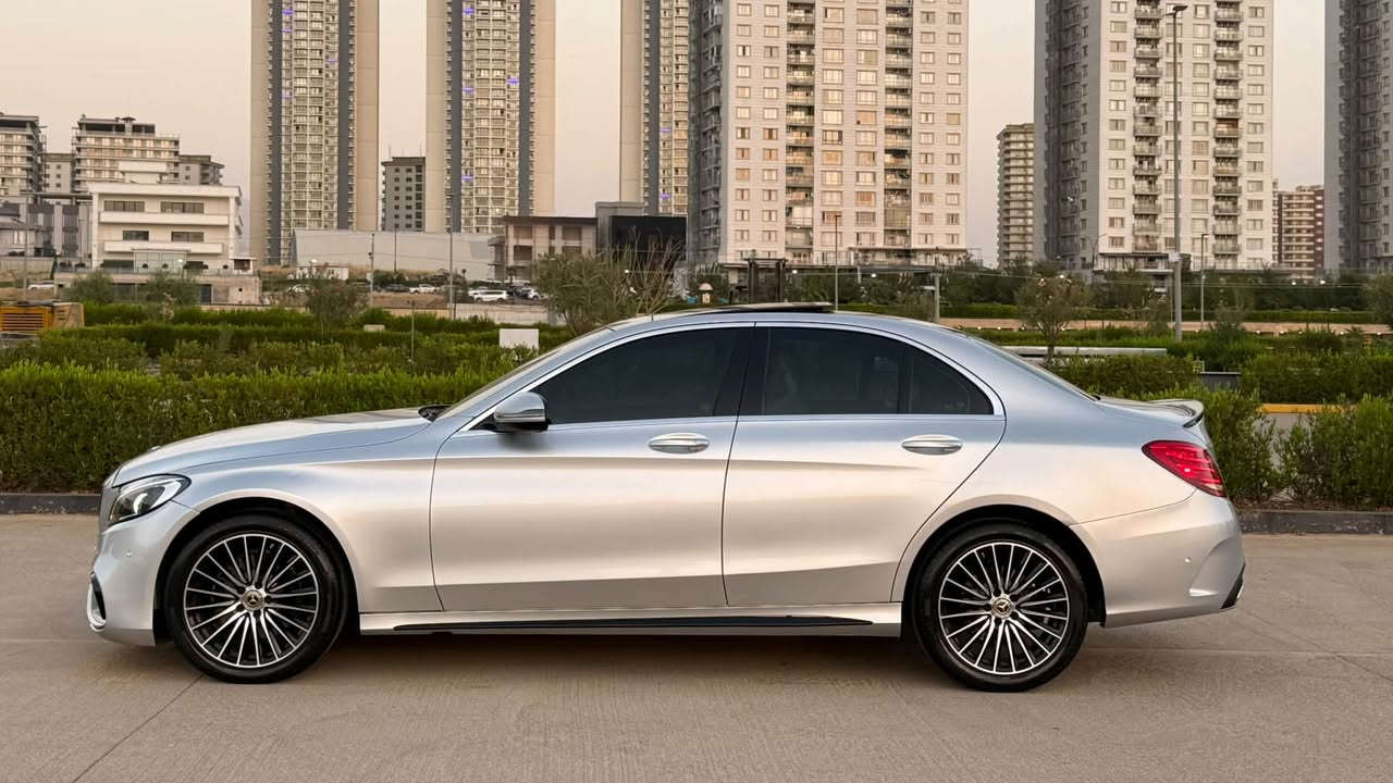 ...﷽ ...
مارسيدس سی كلاس c300 موديل 2016  AMG 
سياره فول مواصفات جديد
لون سلفر 
السعر : 166$💵 وبيها شويه مجال 
رقم موبايل :***********
عنوان :سليمانيه
مواصفات امريكي محرك 4 سلندر ظمان محرك وگير بشرط    
ويل طايرات AMG اصلى جديد اشتريته
مواصفات   داخل مشمشي شاشه  بانوراما  اوتو استوب    باركين   داخل فورميكا   شاشات كبير كامره   كشنات متحرك    هيتر اوتو هولد   صندوق شفت وسحب    حساسات امامي والخلفي   كشنات واستيرن كهربائي    كير استيرن   سيدي    بلاد مع كثير من مواصفات اخرى   
 شبر صبغ بيهه بدون شخوط بدون رصعات  كله بشرط  سياره نفس مکفول 
سياره فول فول  سياره من دعاميه للدعاميه مابيها دينار مصرف   جديد مسويله سيرفز من شركه مابيها اي خلل كهربائي وكير ومحرك شرط  
٨٠،٠٠٠ميل ماشي 
رقم سليمانيه اصولى  سنويه    كله جديد سياره.
