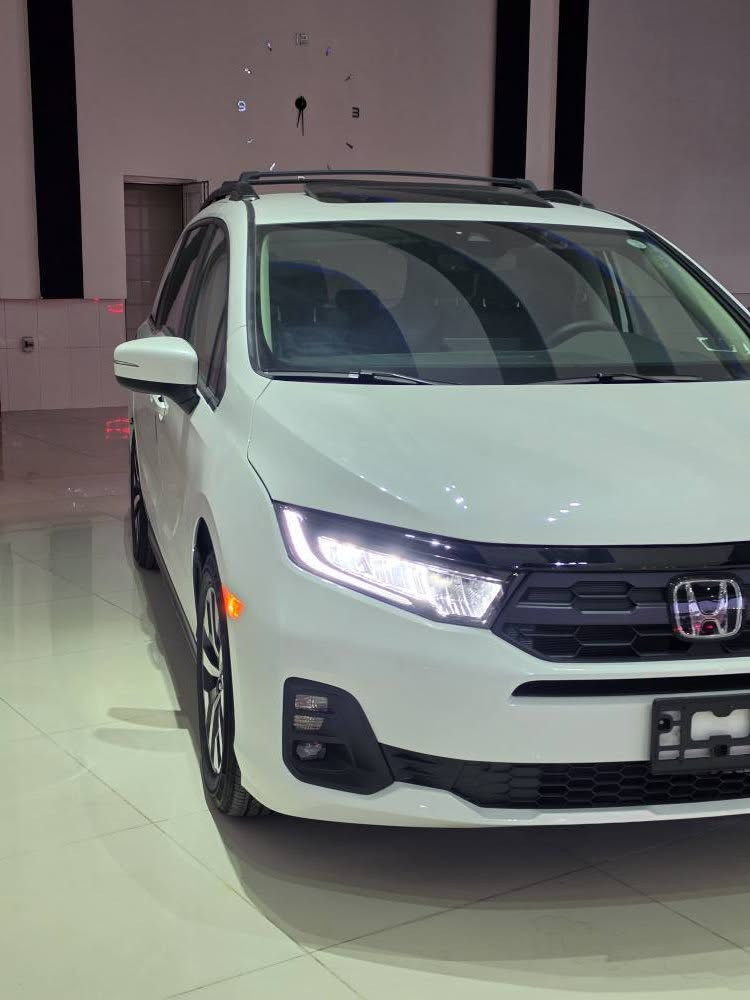 Honda Odyssey 2026 
ماشي فقط ١ الف كم 
حادث خلفي بسيط 
سعر ٣٧٥ ورق 
*********** السليمانية, العراق
