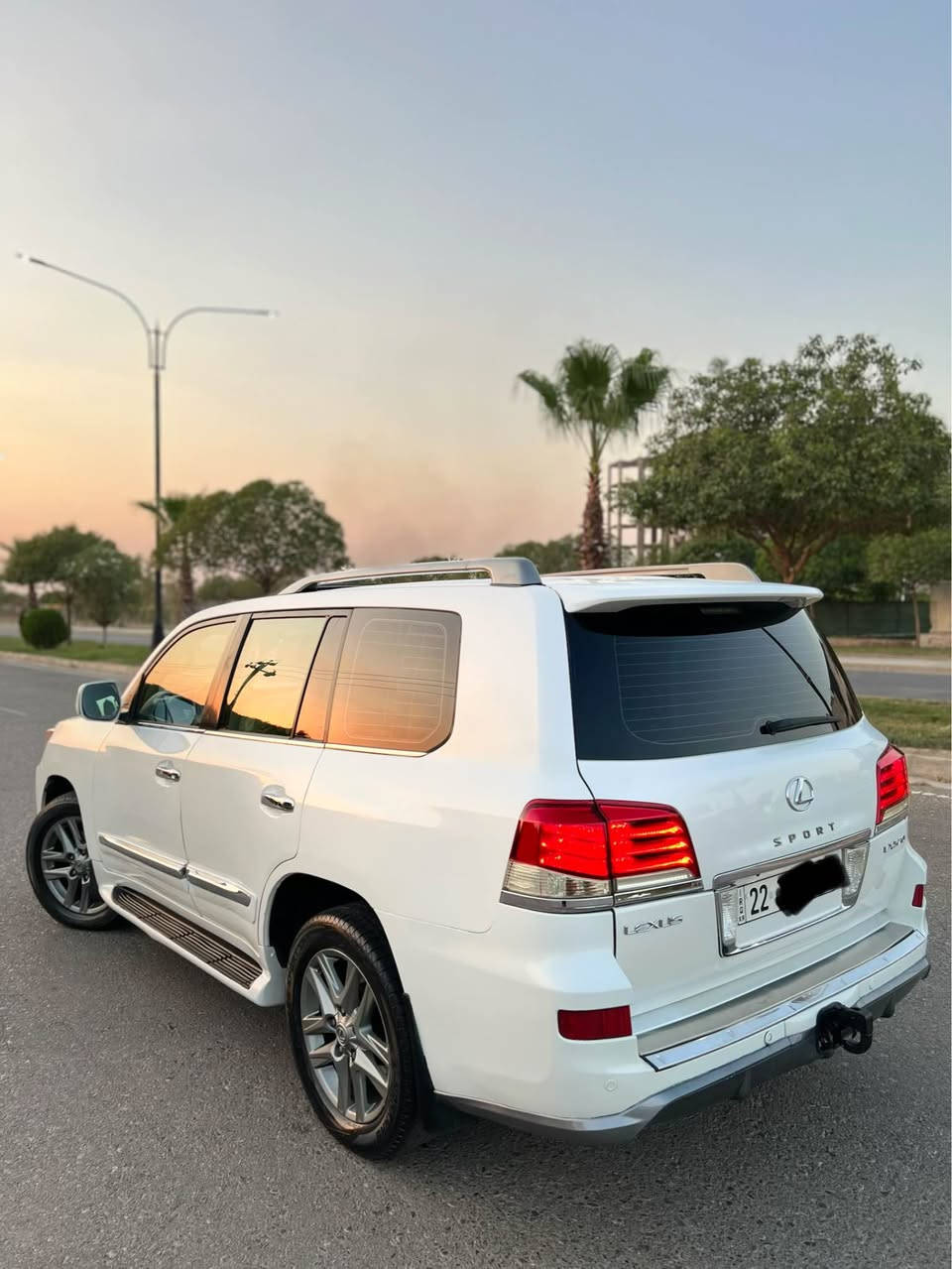lexus lx 570 2010
کوردی /
مواسەفات / 1/1
مەکینە /  v8 5.7  کەپس
ڕۆیشتن/ 188
 
شکل گۆڕاوە بۆ 2015

       ڕقم سنوی نوێ 

ناونیشان/ هەولێر
واتساپ/***********

عربی/
مواصفات/ 1/1
2010 محدث الی ۲۰۱٥  

بــــــــدون ایرباك 
محرک /  V8 5.7
ماشی / 188 الف کم
ڕقم سنوی جدید 

عنوان/ اربیل
واتساب/*********** أربيل, العراق
