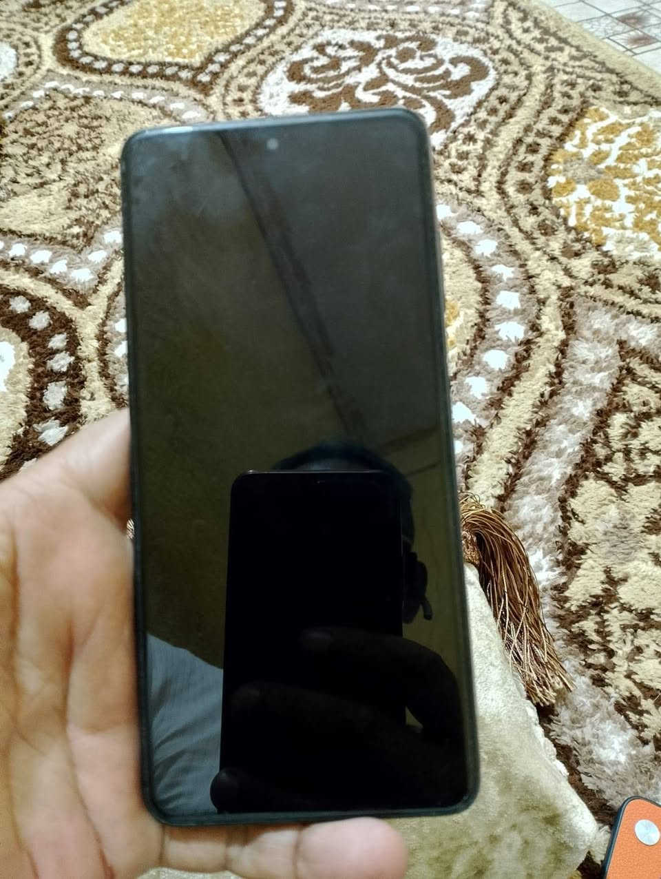 للبيع نقال بوكو ذاكره 64 جهاز مكفول من الفتح والتصليح وساعه سمارت ذاكره 512 كامره وشريحه سعرهن 175 واتساب ***********
