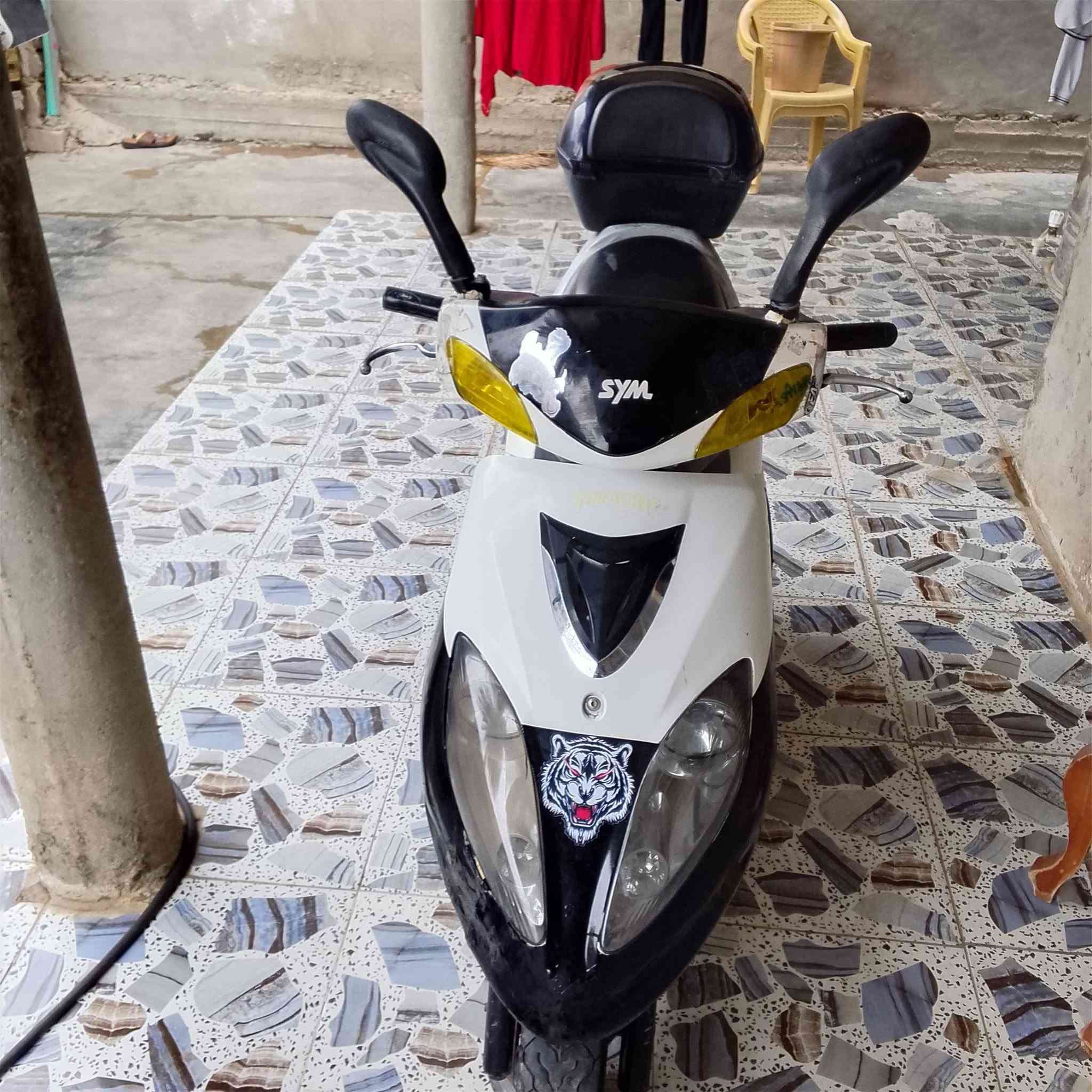 سيم • مسجل • رمادي