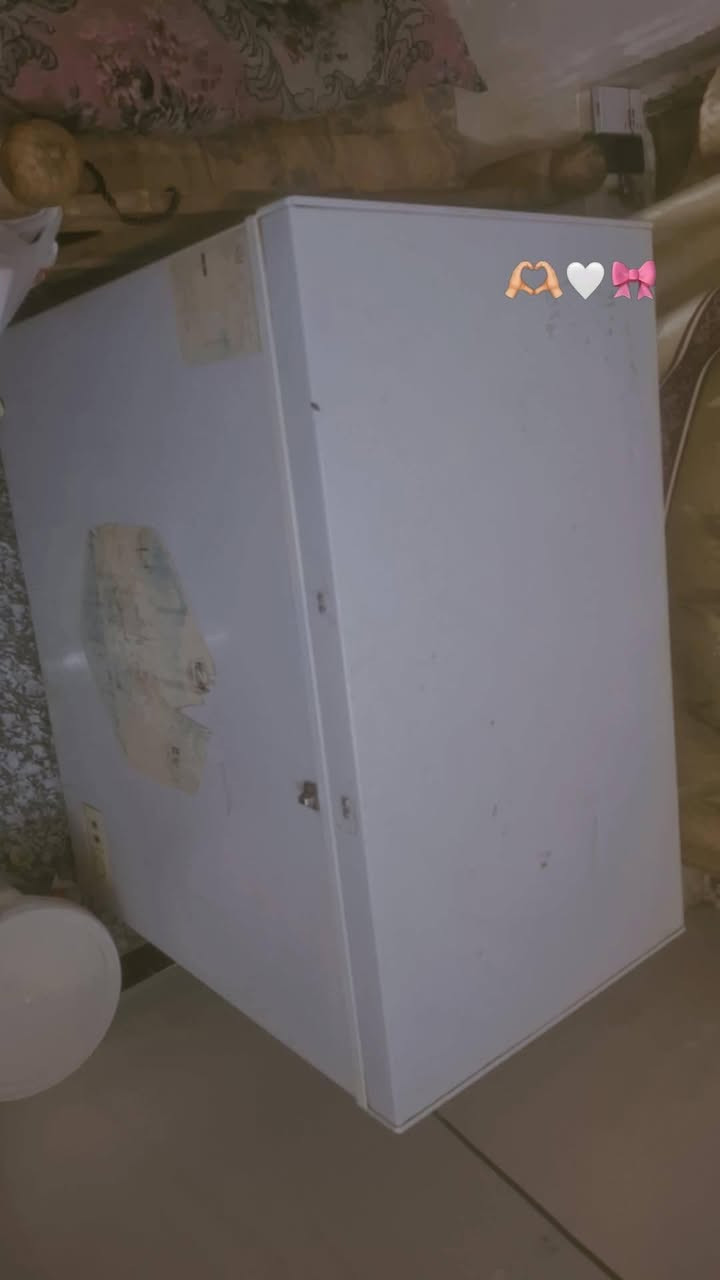 مجمده للبيع مكان الضباط ا.   ستفسار    ***********.   ***********
