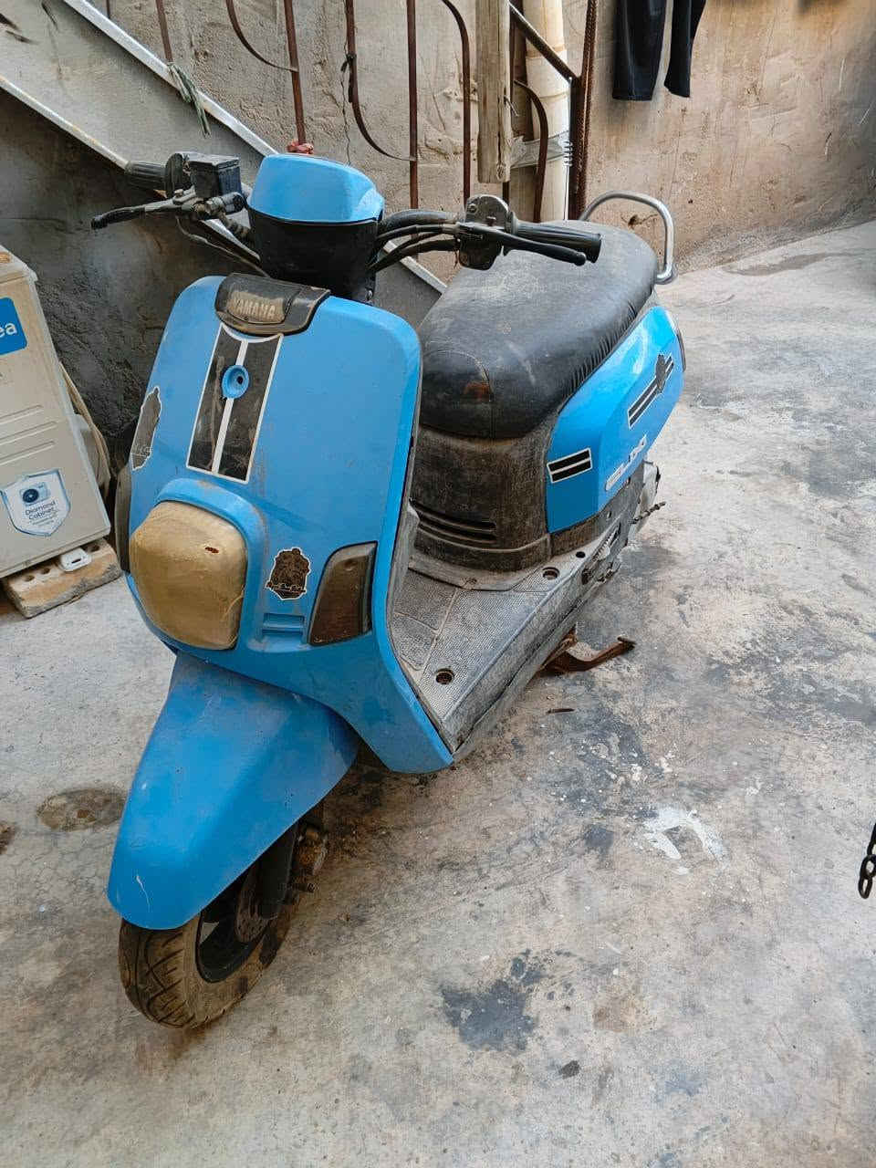 سلام عليكم دراجة بوليس نوزل للبيع الدراجة طافيه  طافيه اي نقص مابيه عدا السكليتر مال البانزين مكطوع لا تكلي شبيه أو شيحتاجله تأخذ حديده من الباب المكان بغداد الشعب حي جزائر السعر250وبيه مجال بسيط رجاءً مو شراي لا تعبني***********
