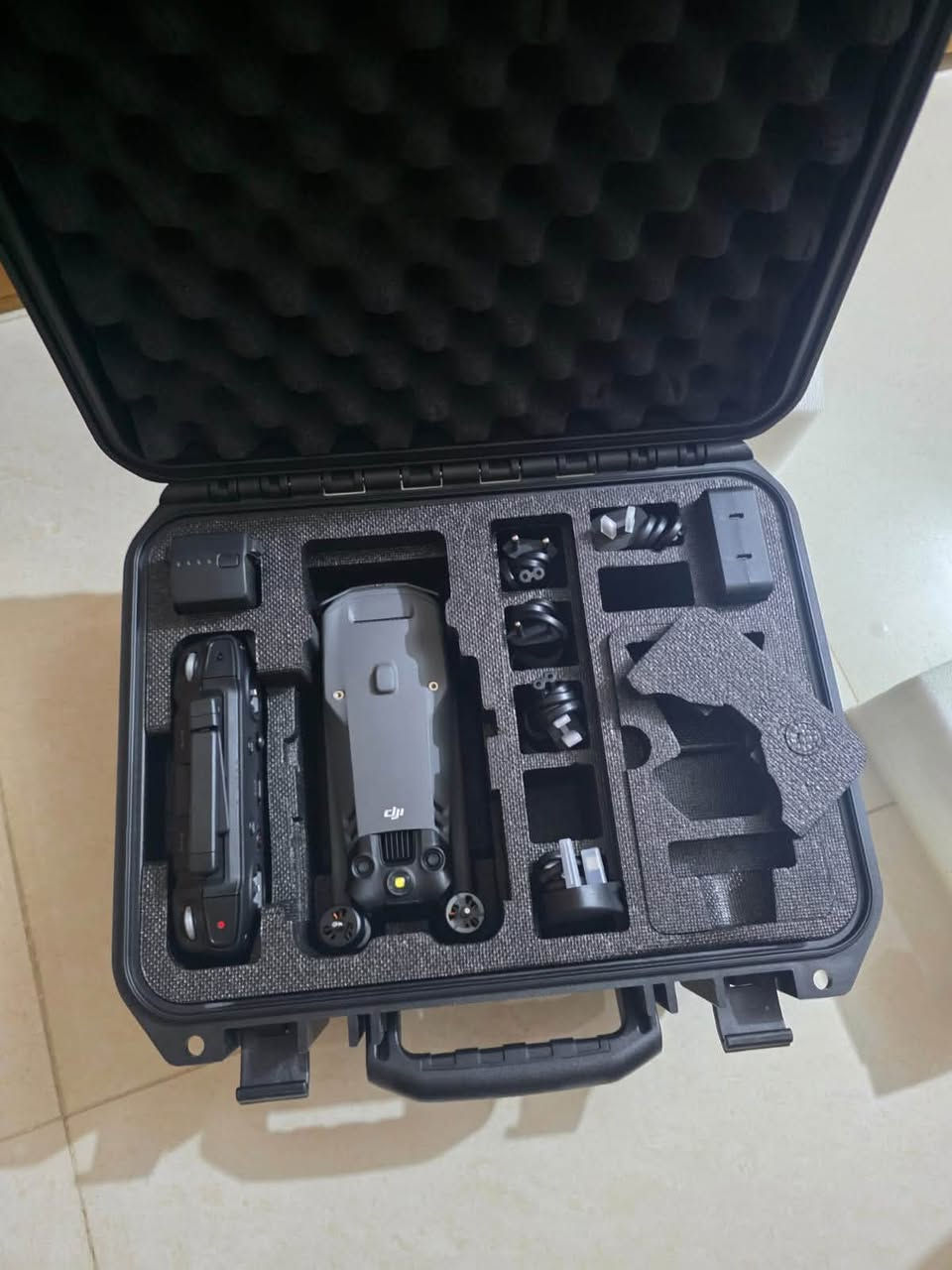 سلام عليكم ورحمة وبركاته 
درون للبيع 

درون مافيك ٣ انتربرايس
Mavic 3 E 
خاصه بالمسح التصويري

السعر قفل ٧ مليون و٥٠٠ الف

جديده غير مسنعمله بالباكيت

رقم هاتف 📞 ***********
