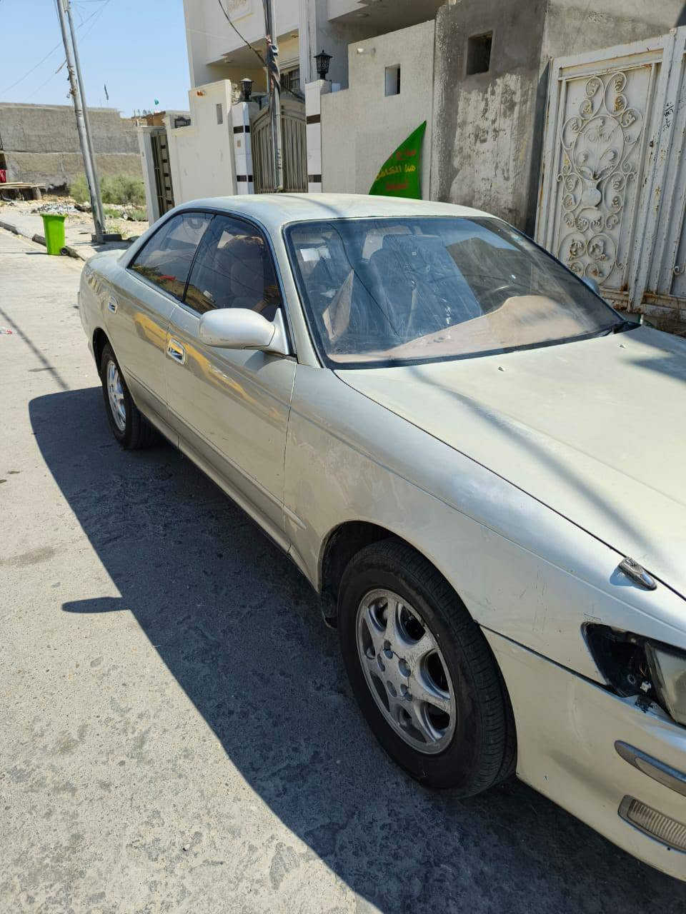 مارك نفخ  موديل 1993 
رقم بصره دولي بسمي تحويل ثاني يوم

تخم وياله وتابرات جدد ستوني شادهن 

صدر امامي وخلفي جدد 

مكينه وكير كفاله من كلشي 

بيها ونجي مكفول شرط

منظومه تبريد شرط ثلج 

مكفوله من كص ونقل جثه 

مصبوغه جكم قطعه  فقط الجماليه 

سستم سماعات وشاشه اندرويد كامله 

السعر 47 وبيها مجال الطيبين 

مكاني واسط الكوت ***********
