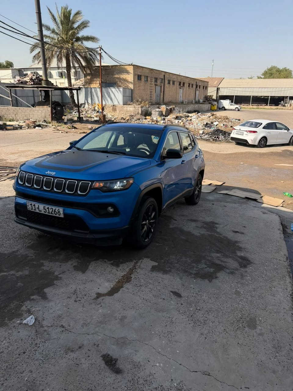 سلام عليكم 
Jeep كومباس مديل ٢٠٢٢ الشكل الجديد 
شكل ال ٢٠٢٣ 
السياره جديده بمعنه الكلمه وحادثة حلو بجم كبس 
حادثهه قبغ البانزين وشويه من الجنطه الباقي مكفول كفاله عامه السياره مال بيت مابيهه أي نقص ماشيه ٢٥ ألف ميل السياره نص فول رقم بغداد 
شاشه اندوريد بصمه كامره دواره نقطه عمياء 
رادارات 
منضومه زنون اصليه 
كشنات جلد ومخمل 
تحكمات ستيرن 
4 انضمه قياده 
قطعتين تبريد
محرك ٢٤٠٠ دوش مابيهه قطره دوانز 
السياره جديده مال بيت وسعرهه ١٦٥ وبيه مجال ***********
