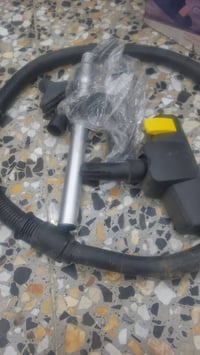 مكنسه جديده لبيع سعر ٧٥ نهيتها مكان الحريه  07727009511