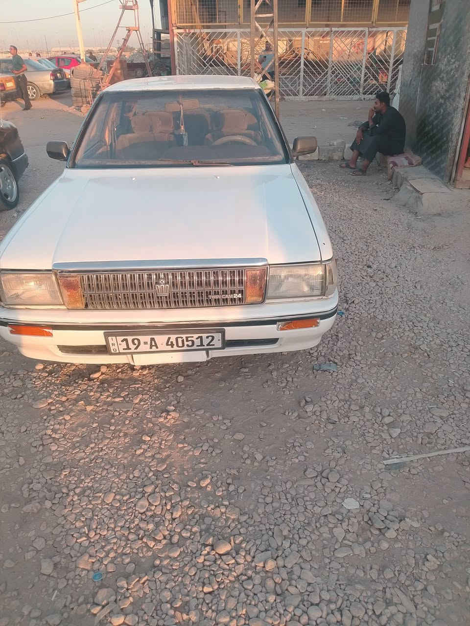 سلام عليكم للبيع كراون موديل 91 سياره كير ومكينه جدد مكفوله كفاله عامه من كل عيب سعر 33 وبيه مجال مكان كربلاء ***********
