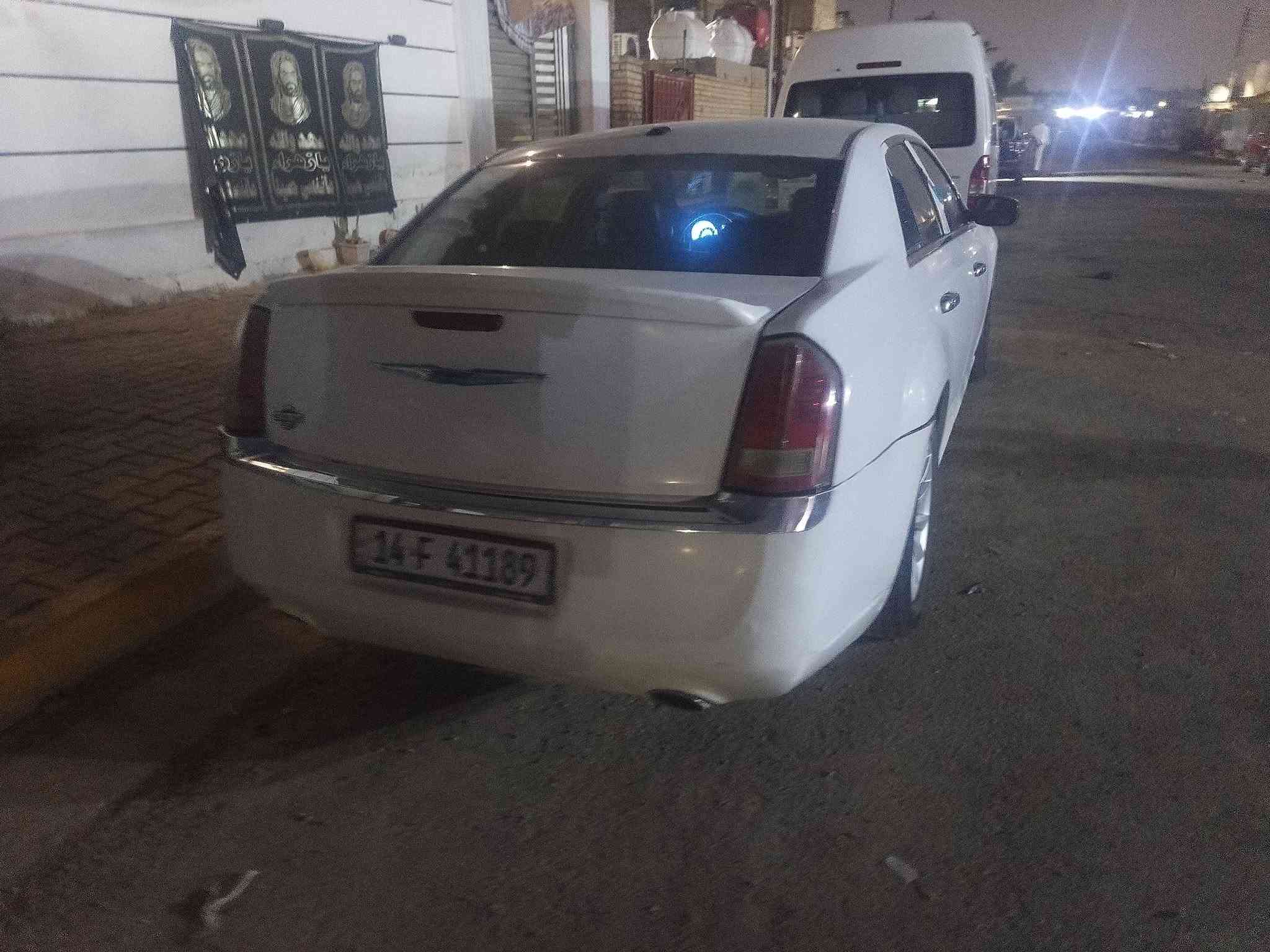 للبيع اوباما موديل 2011 بيها جاملغ خلفي وبيها صبغ حزام محرك 3600 حجم مكينه كير تبريد جاهز العنوان بغداد الحسينيه السعر 115 وبيها مجال قليل رقم بصره دولي *********** بيها كم قطعه صبغ ابيع حزام
