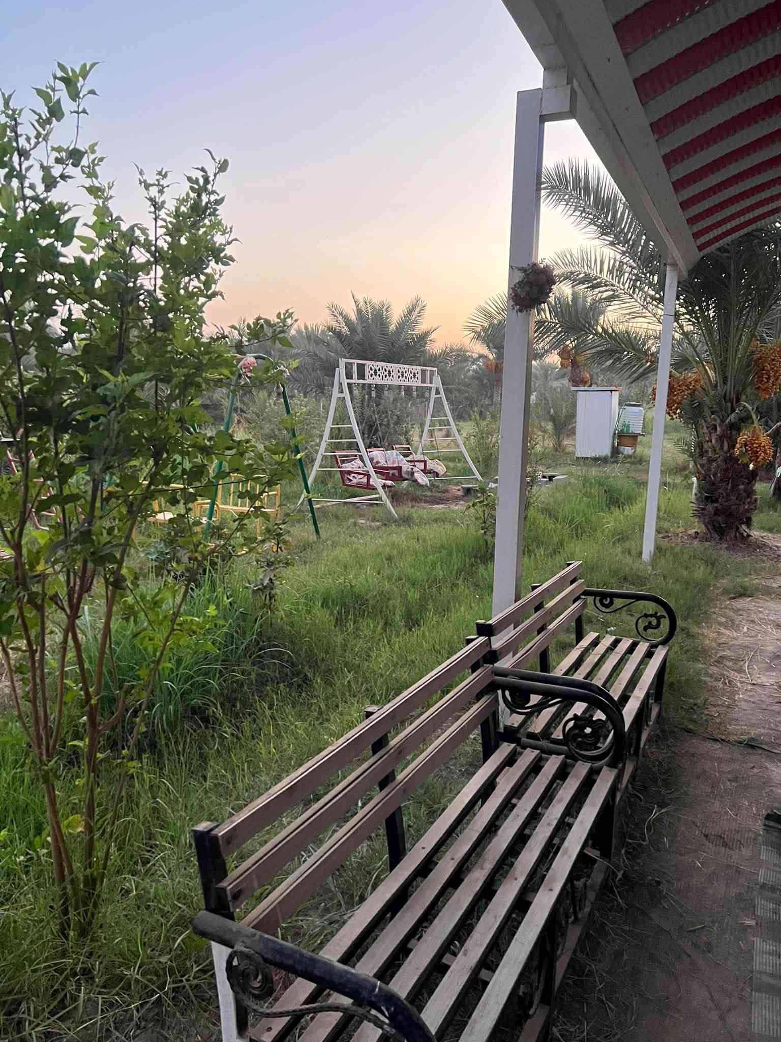 السلام عليكم***********
بغداد الراشدية 

للبيع دونم ركن واجه 32 م عل شارع 12 م
طابو زراعي سند 25 بااسمي تحويل مباشر
***********
