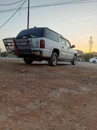 من رخصت الادمن جمسي 2004ابيض اصل تخم تاير جدد المجموعه خير من الله تبر...