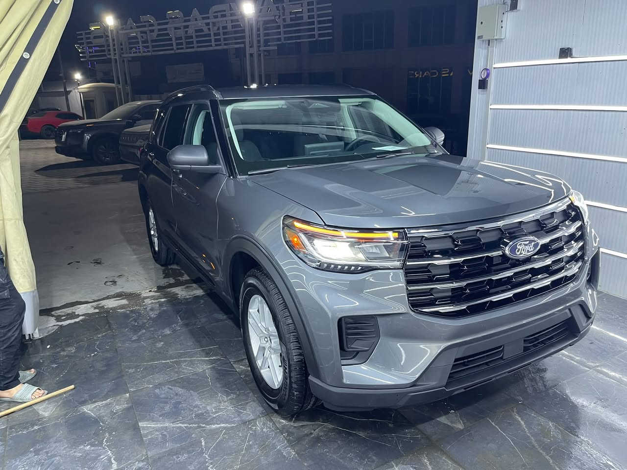 ١:وارد امريكى موديل ٢٠٢٦.
2: 4*4 4WD
Ford explorer 2026 active
٣:حجم مكينه = ٤ سليندر توربو ٢.٣
٤: المسافه المقطوعه ١٨٠٠ مايل
٥: حاله السياره= ١ جاملخ صبوخ و بدون داغل.
رقم كاتى سليمانى
سعر =٢٩٥٠٠
عنوان سليمانى *********** whats up
