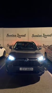 راف 4 XLE • دفع رباعي • محرك ٢٥٠٠