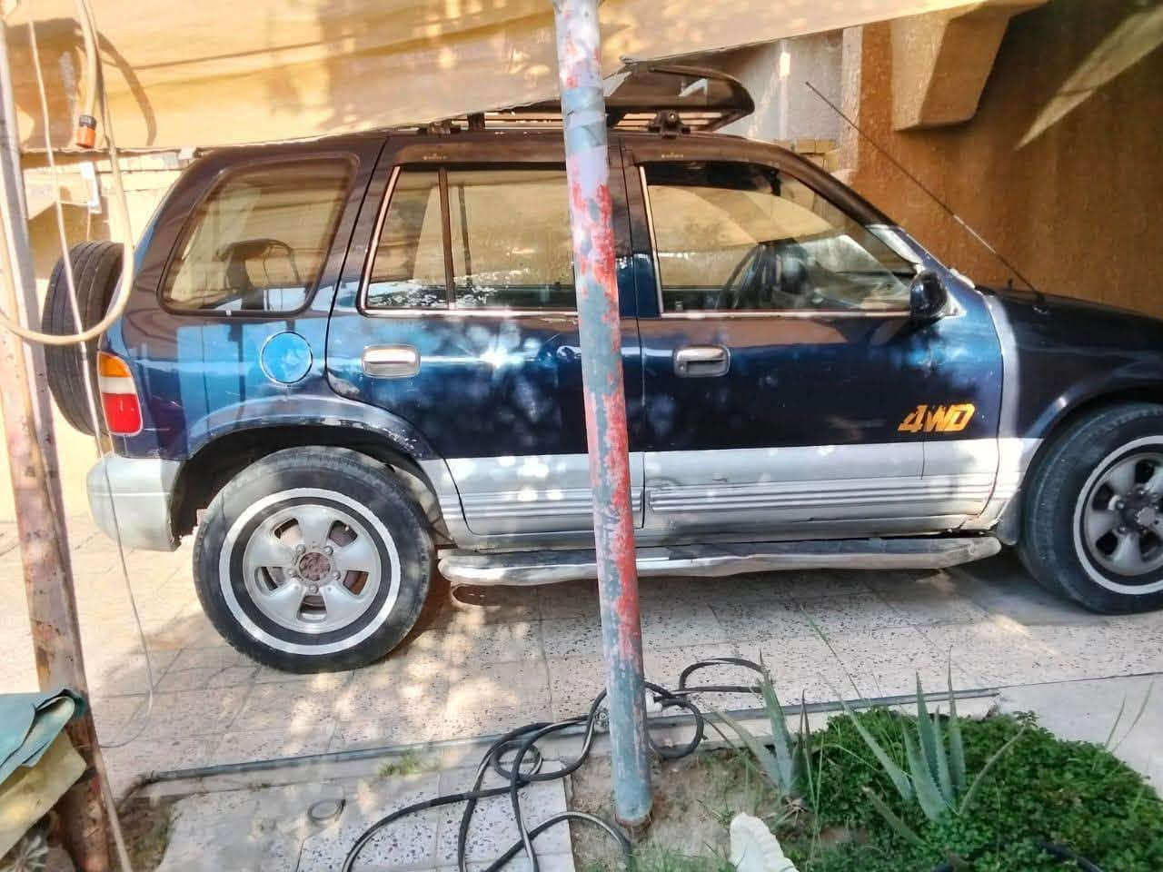 السلام عليكم كيا سبورتج للبيع كير محرك مكفولات صدر نظيف جدًا بلاديه هزه جديده باسمنا السعر ٣٥ ورقه مكان سياره بغداد الغزاليه لاستفسار لاتصال ***********

