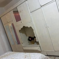 غرفة خشاب • مستعمله • اوف وايت