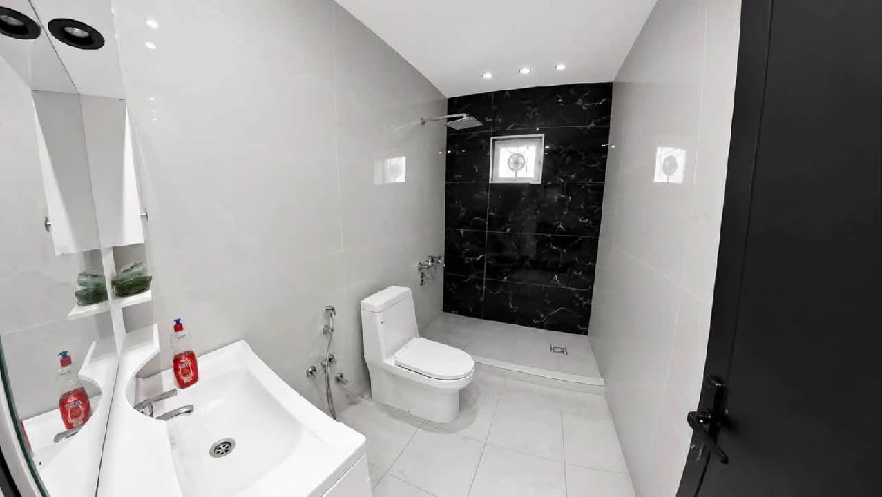 مزرعة للإيجار اليومي 🏡🌳

📍 الموقع: بغداد – الدورة – البوعيثة

✔️ أجواء هادئة ومناسبة للعوائل والشباب

✔️ مساحة واسعة وخدمات متوفرة

✔️ مثالية للراحة والونسة

📌 للحجز والاستفسار يرجى الاتصال أو المراسلة على واتساب: 

 ***********

 موثق في تطبيق اجرلي لسياحة المزارع في العراق 🇮🇶
