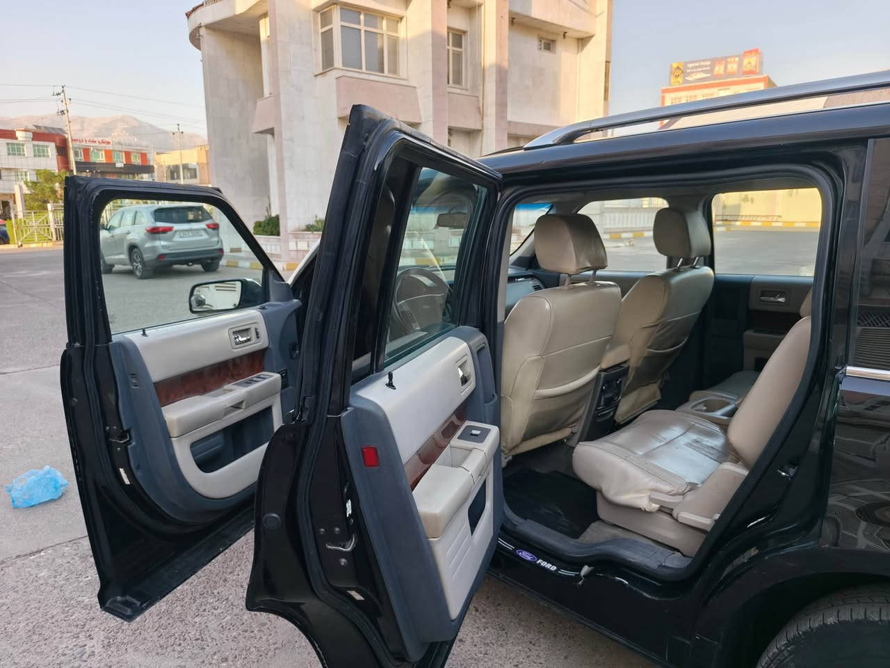 فلكس VIP • V6 3500 • ٧ راكب