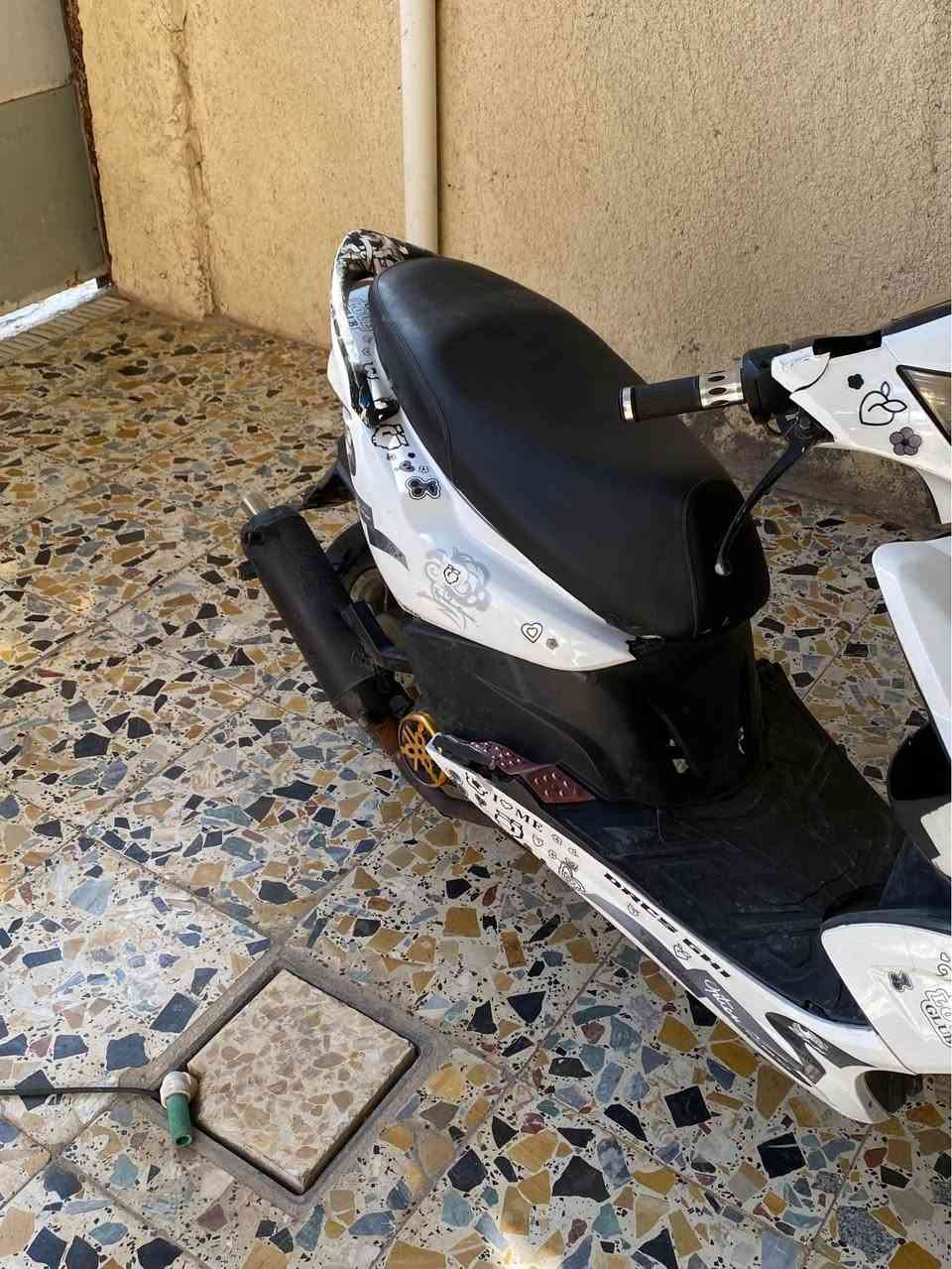 دراجه ماكس مضلع نضيفه مفتوحه مره وحده محرك ناعم وكهربائيات كلها شغاله سلف اشاير كلوبات مكاني التنومه نهر حسن *********** السعر ٤٥٠ وبيها مجال قليل البصرة, العراق
