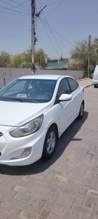 سياره اكسنت مديل 13 خليجي سياره جاهزه  هزه جديده سياره بانزين +منظومه ...