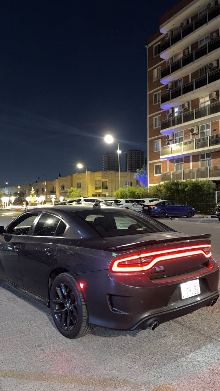 للبيع
چارجر 2023 Super Track Back النداء الاخير بلاك توب 
المحرك 3600 
ماشيه 38 وقابل للزياده 
حادثها فقط باب خلفي مبدل اصلي نفس اللون 
رقم السياره بغداد بأسمي 
ومكاني بغداد 
***********
