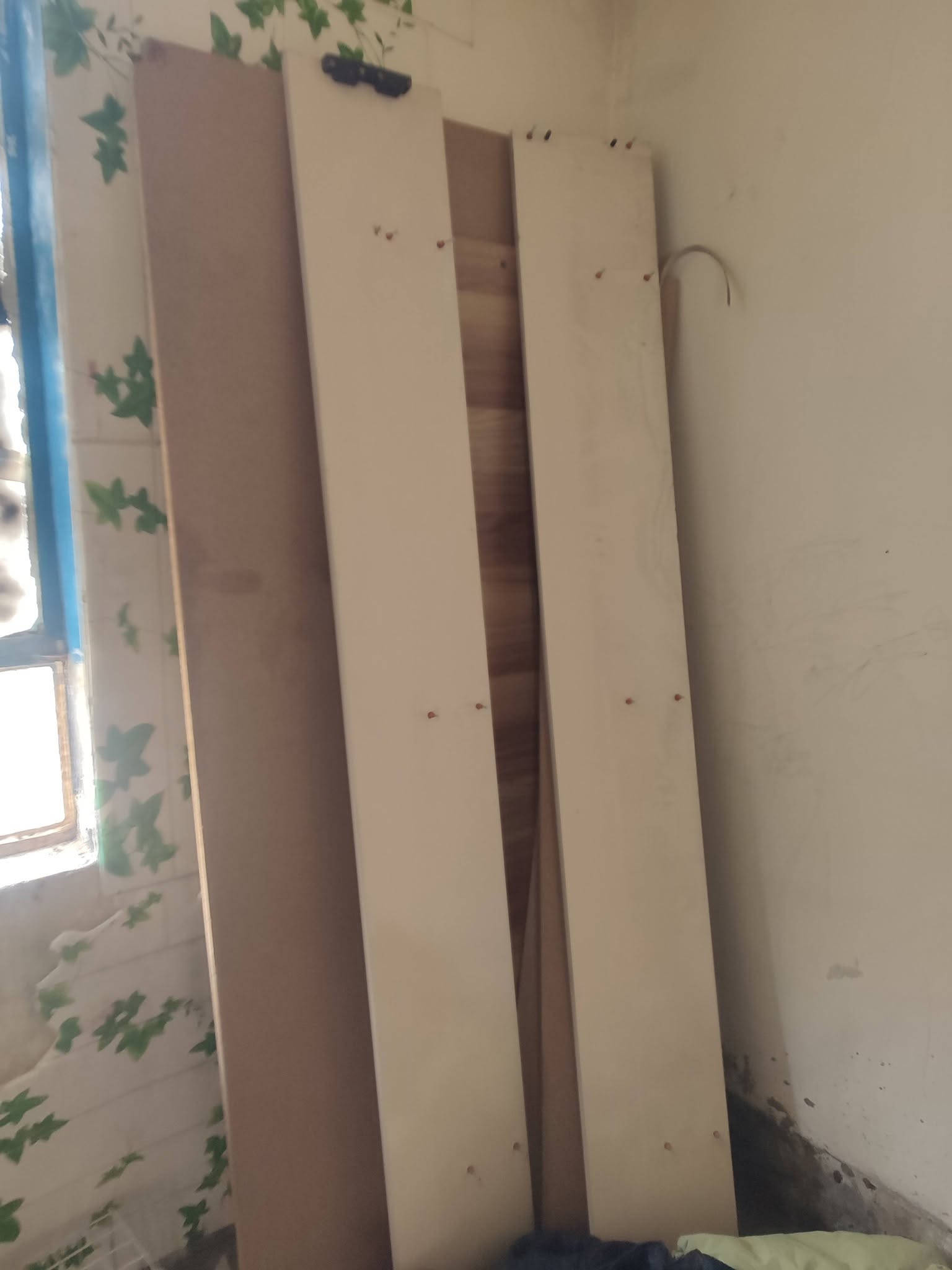 غرفة نوم • للبيع