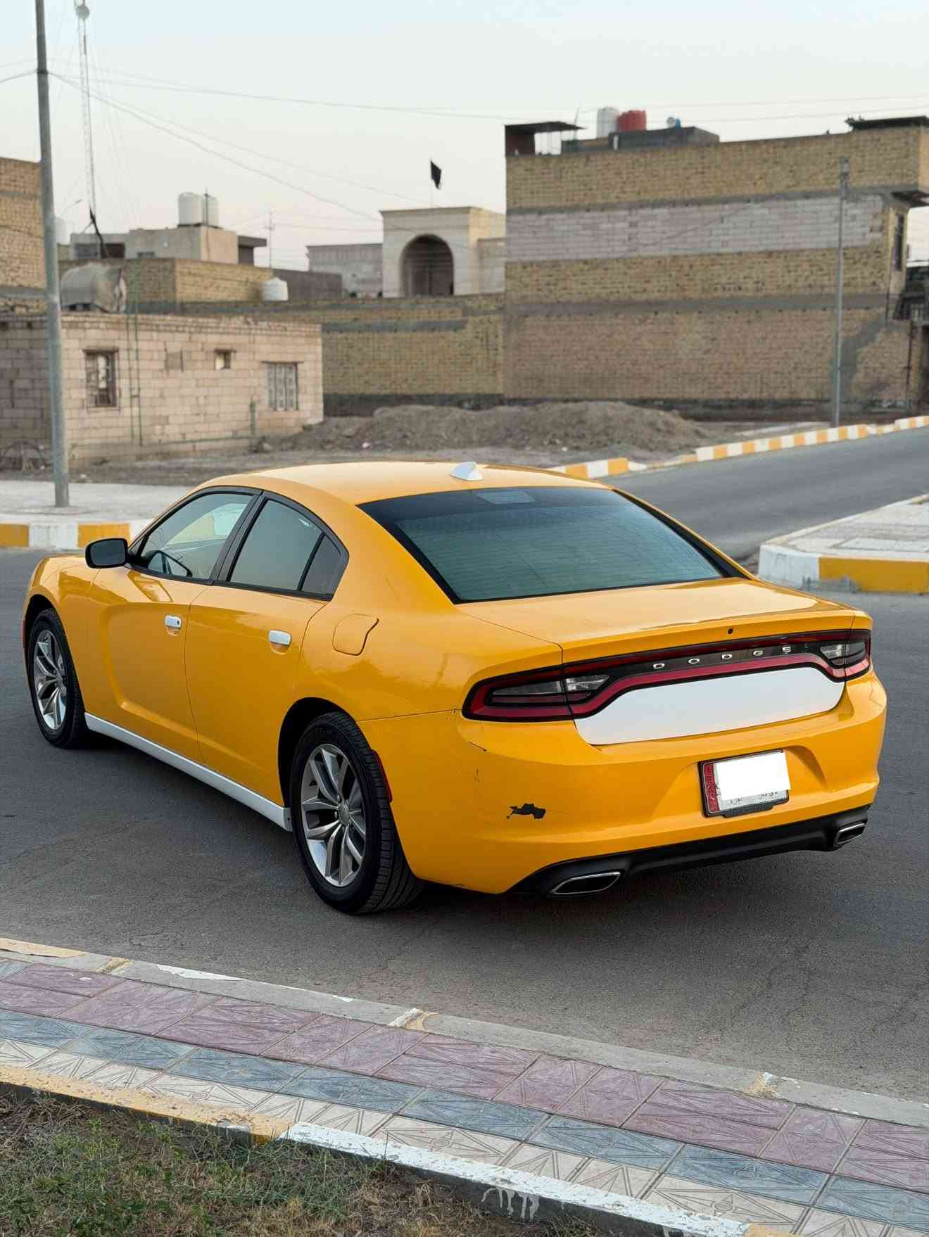 سلام عليكم جارجر موديل 17 معلايه سياره حادثه بس جاملغ وباب بدون دواخل ولا ايرباك
سياره حيل جديده كير مكينه حداديه اكسن تخم تاير كله جديد تبريد ثلج داخل جلد كشنات حضن تشغيل عن بعد سياره حلوه سعرها 160وبيه مجال مكاني ناصريه مركز 
***********
