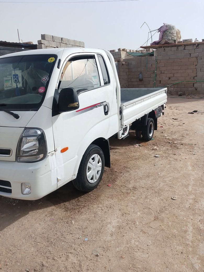 السلام عليكم كي يحمي موديل 19 السعر 65 وبيها مجال 
***********
