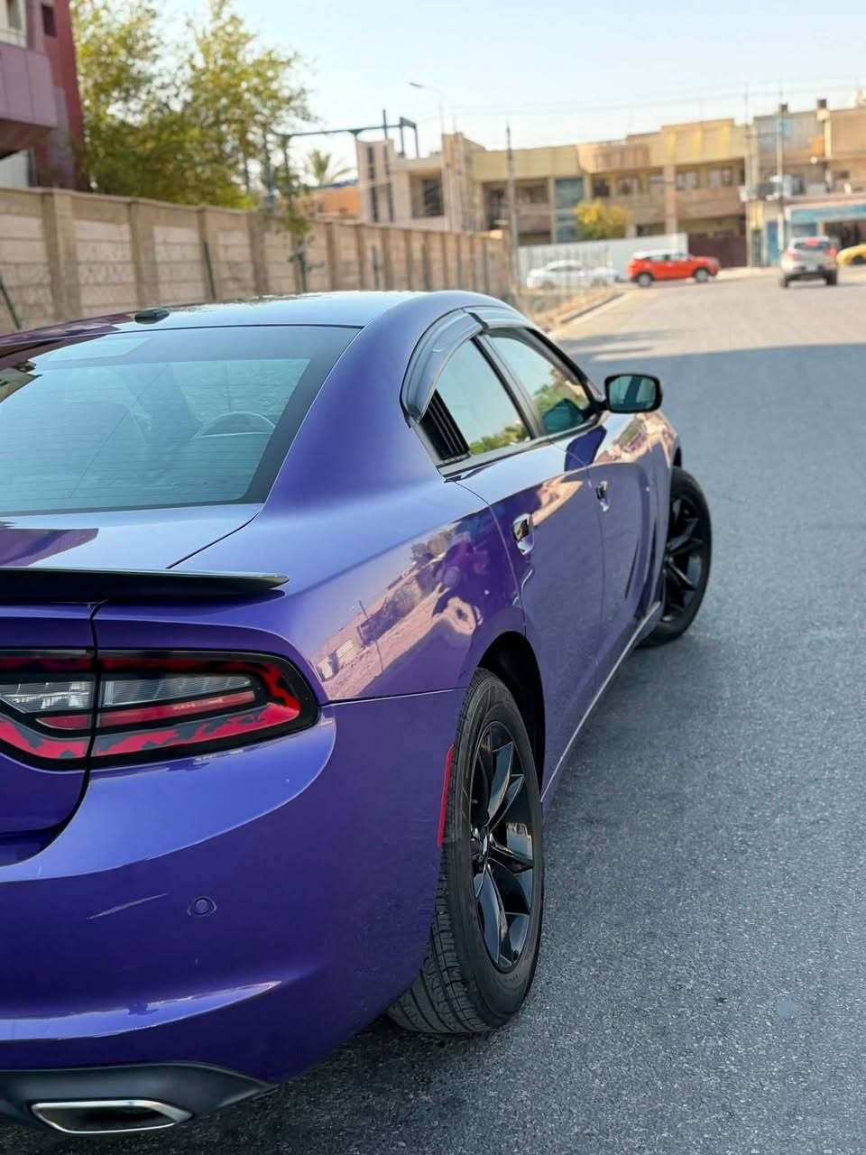 سلام عليكم للبيع او مراوس
جارجر  امريكي 2019 Sxt لون بنفسجي مميز سياره بدون صبغ بيه قطعه وحده مبدله نفس لون مغلفه ppf ابو ضمان 10 سنوات ماشيه 88 سياره جديده مابيه اي نقص رقم اربيل مكاني بغداد ***********
