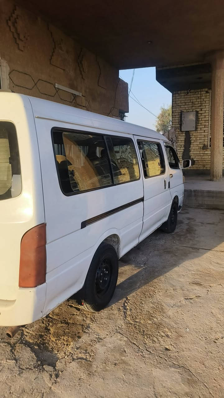 وم السلام عليكم ورحمة الله جنبي H1 للبيع سياره حلوه و نضيفه رقم بغداد إنكليزي بسمي تحويل ثاني يوم بيها شويه صبغ يم الرقم الخلفي و محركها بي شويه تنقيص الباقي كله كفاله تستلم مصفره هيئه و غرامات مكان سياره بغداد اليوسفيه و سعر 81و بيها مجال بسيط رقم ***********
