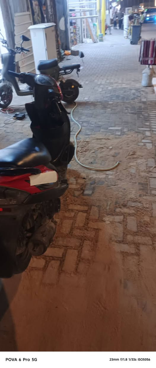 ماكس عدله مكينه ستوها مجفته الدراجه كامل من كلشي سعرها 575وبيه مجال ***********
