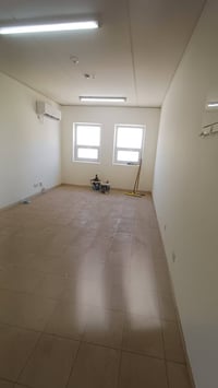 شركة تنظيف • متخصصين • حجز