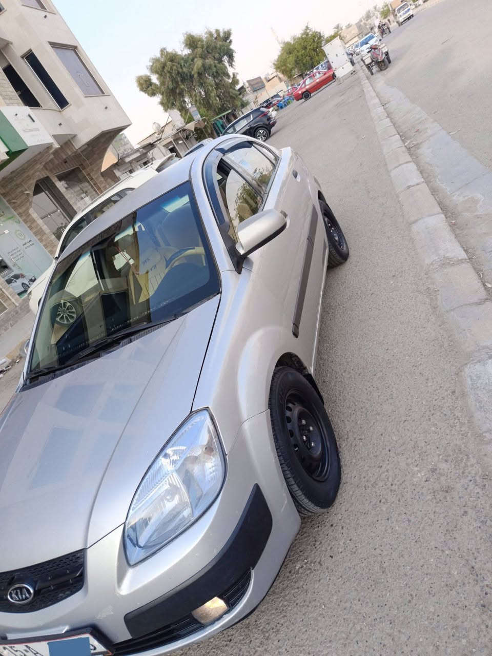 كيا ريو • ٢٠٠٨ • صبغ قطعة