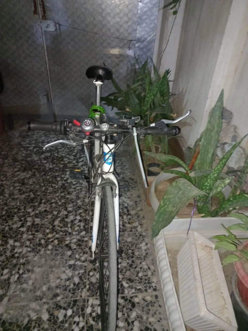 C700 • نضيف • ٢٨