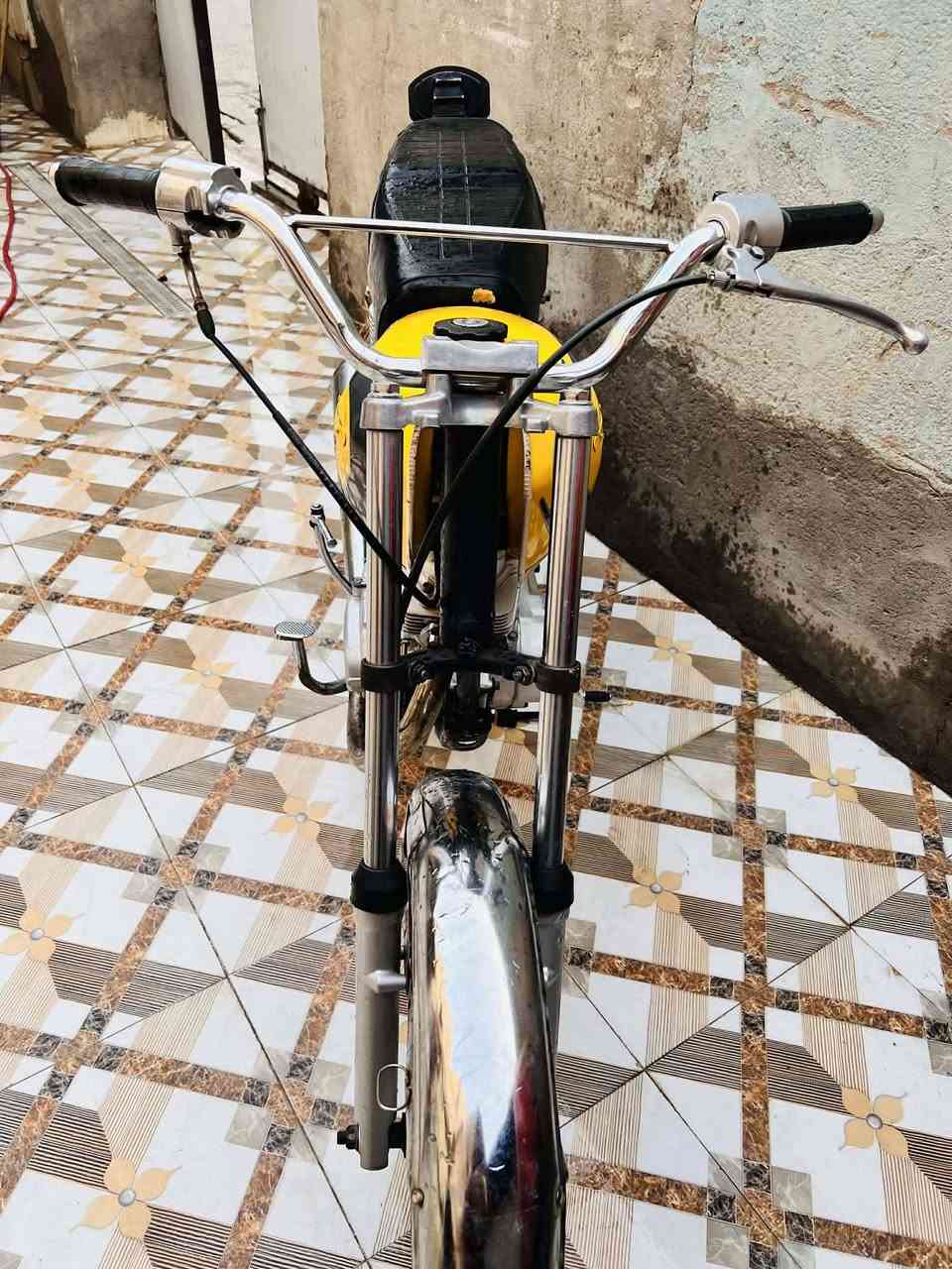 ***********
سلام عليكم دراجه نامه اصلي مكينه نظيفه كلك السعر 400 بيه مجال ناصريه مركز تصل وبيك خير وتدلل 078
