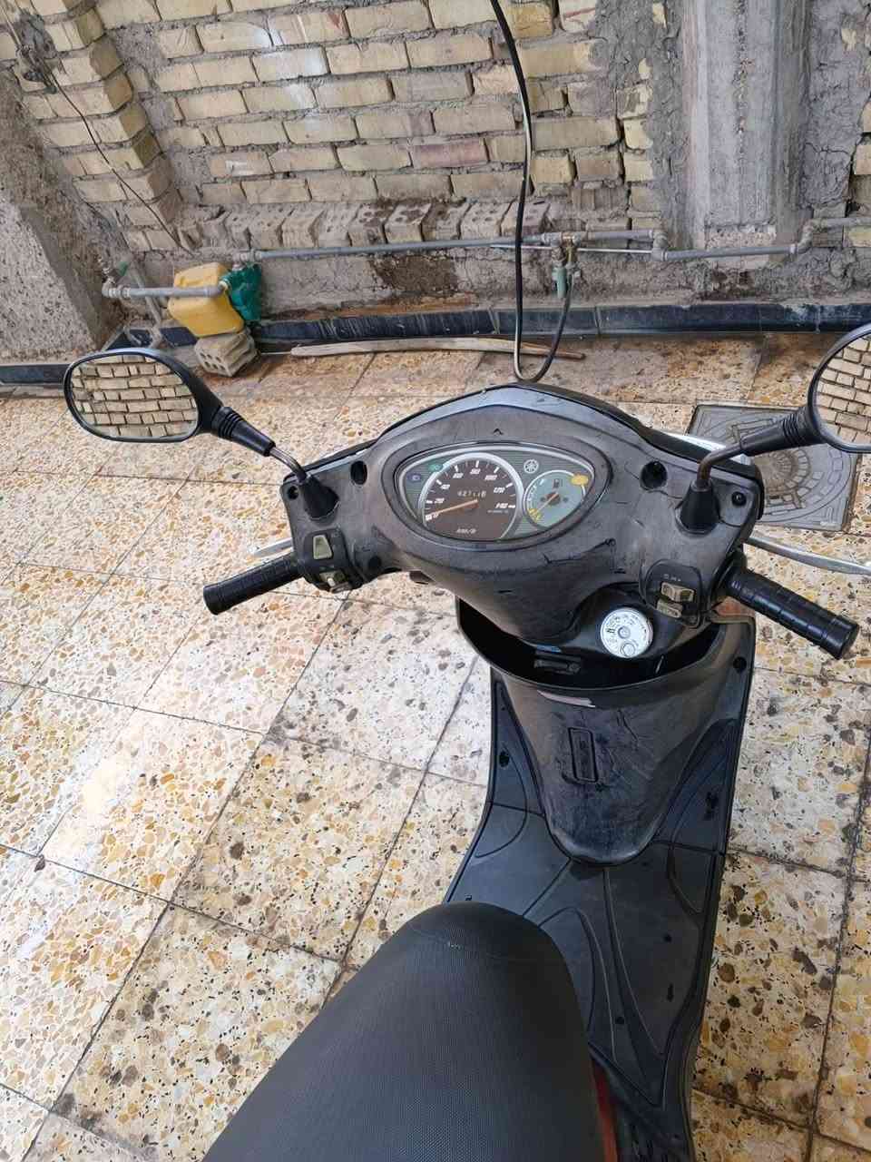 سلام عليكم دراجه بغبغاء للبيع دراجه مال ربه حلوه وناعمه للبيع سعر مليون بيه مجال رقمي ***********

