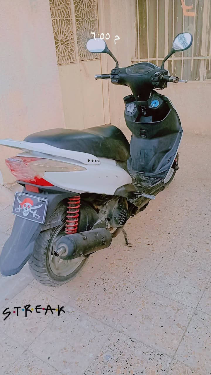 للبيع سعر 350 كهربائيات شغاله مكينه ابلاد جديده اي نقص مابيها سلف هندر خابر ***********
