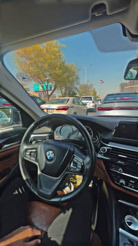 للبيع BMWموديل 2019 520i ستيشن وليس صندوك السياره ماشية 190 ميل سياره ...
