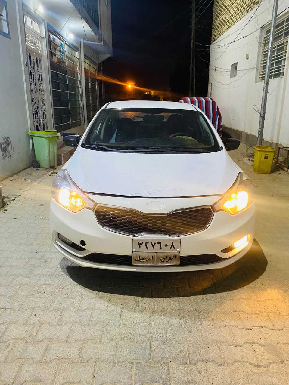 سلام عليكم
سيراتو ٢٠١٤ خليجي 

مكينة كير تبريد 

حدادية سيارة جاهزة 

رقم الماني اربيل تريد تحويل تريد وكالة 

بيه بنيد او جاملغ مبدلات 

باب وره السايق او الهلال بيهن صبغ 

شاشة كامرة 

تايرات جدد

مكاني نجف 

***********

السعر ٩٦
