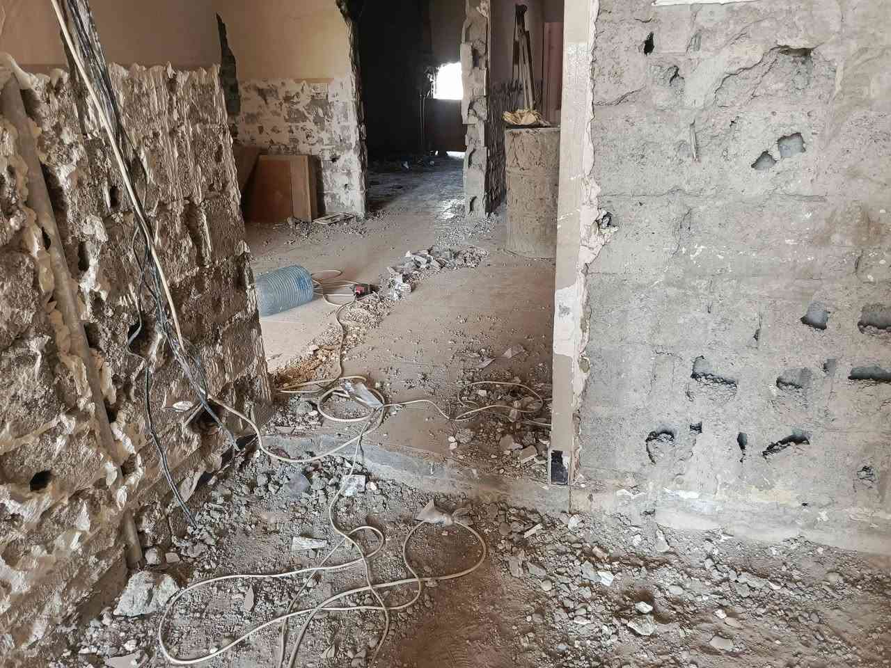 تفليش نتضيف صب لاش اي شي عندك تفضل خاص وتبشر كرسه وعمال
