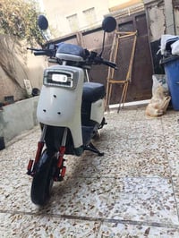 A8 • شحن • ٦٠فولت