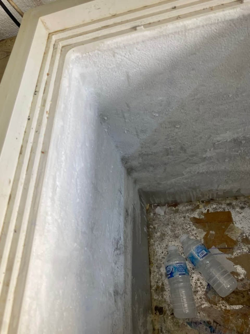 السلام عليكم غراض مطعم لبيع
شوايه دجاج 0-8 السعر 700
مجمده عداد 2 السعر 30
عجانه جديدصفيره السعر 200
فران بيتزه جديد السعر 700
ملاحظه اخوان اني مكلف بلنشر رقم صاحب الغراض *********** بغداد الغزاليه
