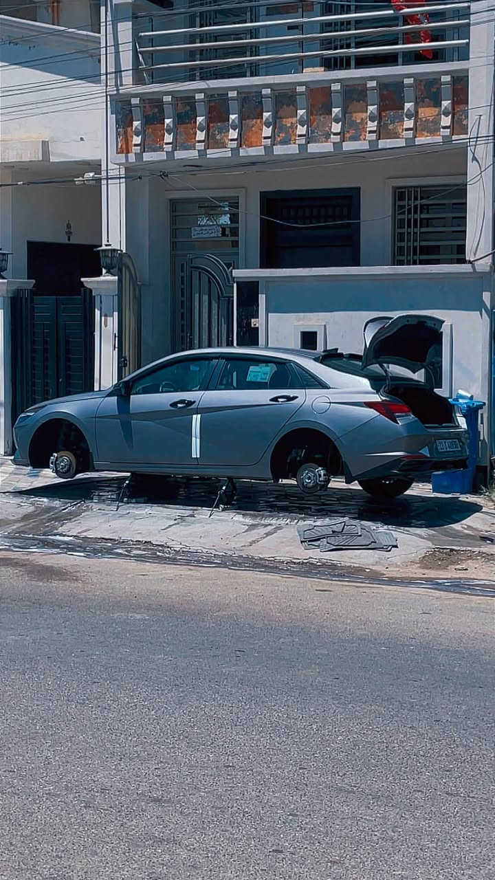 سلام عليكم الانترا 2022وارد امريكي حادثها بس الصندوك وبارد بل جاملغ ليبل واحد الصندوك نفسه معمر بس ينراد ينعاد تعميره بدون ايرباك بجم كبس الشركه السياره نضيفه ماشيه 36 الف باسمي السعر 142 وبيها مجال للاستفسار ***********
مكاني بغداد البلديات
