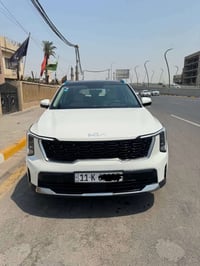 سورنتو ٢٠٢٥ • ماشيه ١٦٠٠٠ • كفاله عامه