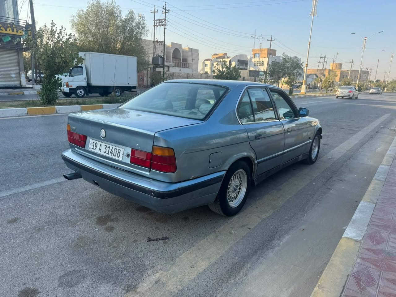 السلام عليكم بي ام موديل 90 مكينة كير بلاد جديد كهربائيات كله شغاله تخم تايرات جديد رقم كربلاء دولي باسمي تحويل ثاني يوم سياره جاهزه ما عاوزه شيء وترايك وين ما تريد سعر 32 مكان ناصريه مركز رقم الهاتف *********** ناصرية, ذي قار
