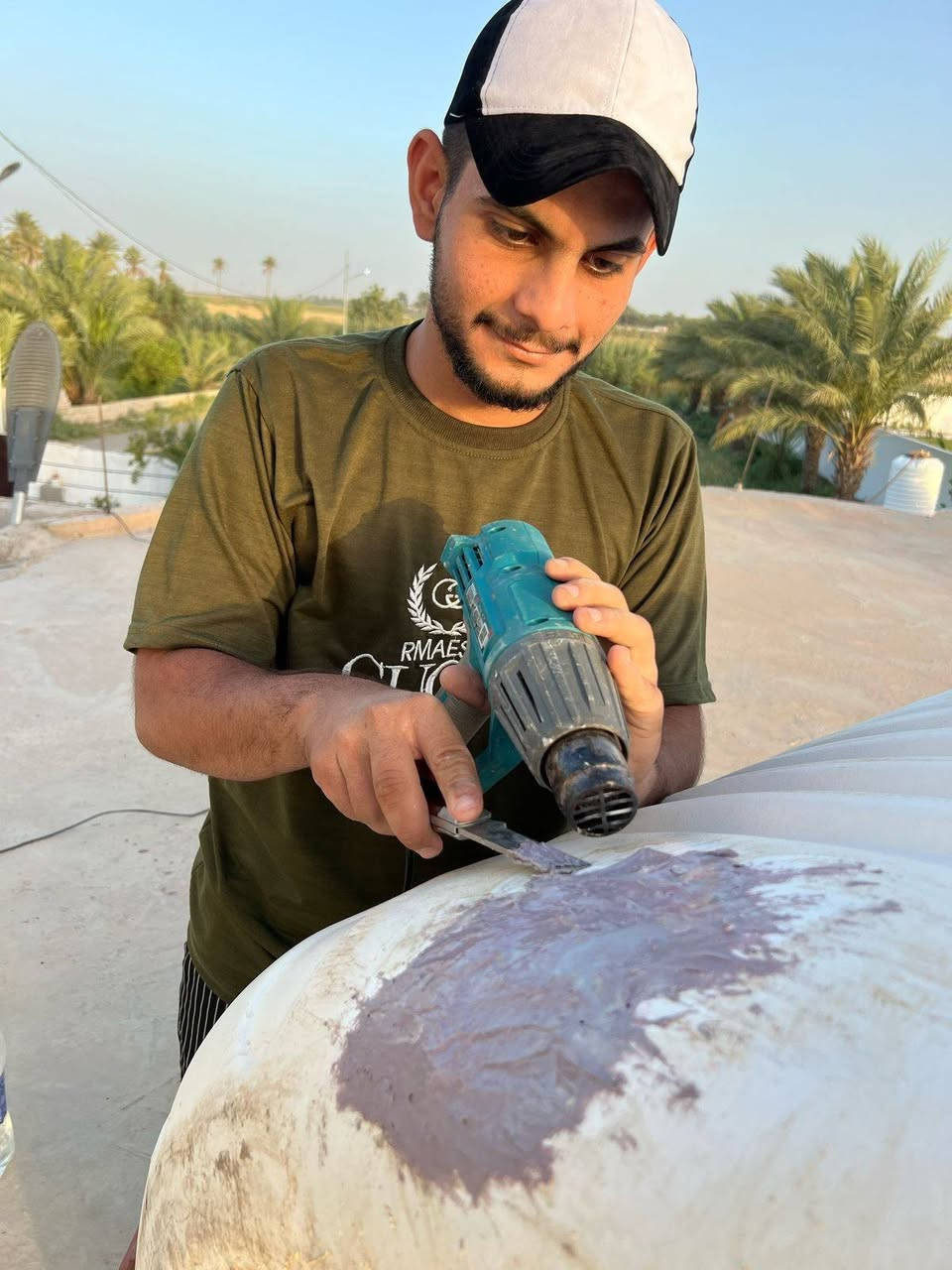 علي لتصليح جميع  #التانكيات_البلاستك
يتوفر تصليح تانكيات البلاستك  
ياتي الى المنزل  وتصليح التانكي فوق السطح 
الاسعار مناسبة جداً  
ضمان خمسة اشهر بعد اللصق 
لحيم التانكي من الداخل والخارج
استخدام مادة لحيم اصليه حراريه 
رقم الهاتف /     ***********
