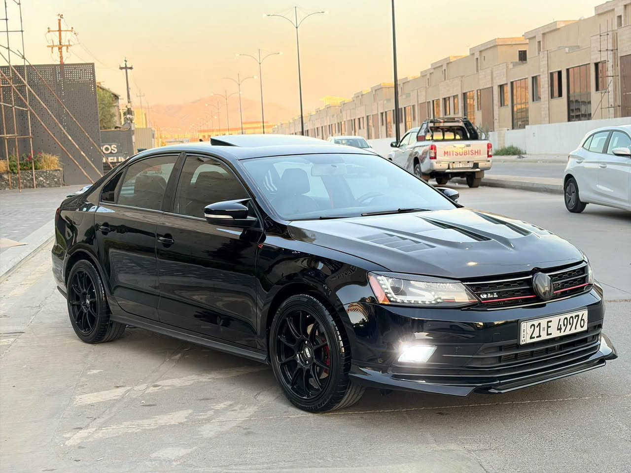 ڤۆلکسواگن جیتا 2018 مواسەفات GLI 2.0 Liter
کامل جوانکاری
بۆنیتی کاربۆنی بۆ بەستراوە
ویلی BBS
چوار تایەی لۆکی لەسەرە
لەحیەو و باڵی بۆ بەستراوە
شوتەی APR و داونپایپی لەسەرە
فول مواسەفات
لایت LED
ئەڵقە بەگلایت LED
ئیشارەت لێگزز
بەصمە
سڵاید
کوشن هیتەر
شاشە
کامێرا
ئاوێنە ئیشارەت و هیتەر
ڕادار
ڕاداری پێش
ڤۆلیۆم سوکان
ڕۆشتن: 106,000 کم

سعر : داوای بکە لە کۆمێنت ڕاستەوخۆ بۆت دێت 🤖

هەموو گیانی بەشەرت، هیچ نوقسانیەکی تیادا نییە
یەک چەمەلەخی پێشەوە و یەک چەمەلەخی دواوەی بۆیاخە
سلیمانی 

ژمارەی خاوەنی 
***********
