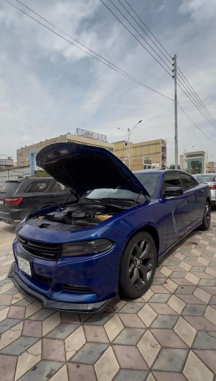 السلام عليكم
جارجر 

2019 SXT PLAS 

فتحة 

رقم بغداد ب اسمي 

ماشية 65 mi 

ضررها تبديل جاملغ السايق فقط والبنيد ولباب كلير بدون بارد بدون معجون بدون صبغ 

السيارة نضيفة وجاهزة ع ايدي جانيها من2022 صارلها ع 4 سنوات عندي 

السعر:205 وبيها مجال 

*********** واتساب 

***********
