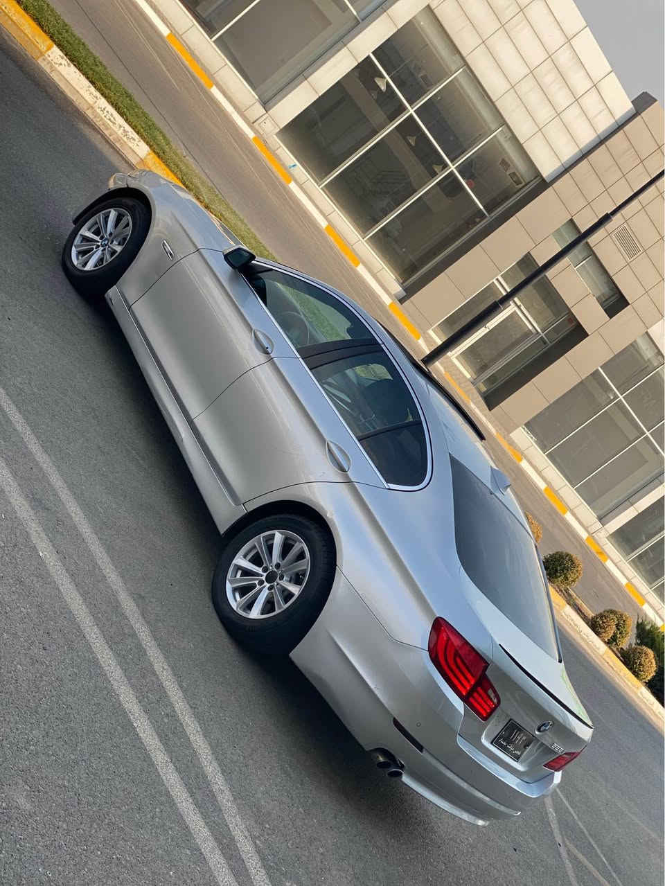 BMW 🩶
F10 
2012 
V6 
530 

سعری ( ٦٧ ) گەڵا 
براوەی دووبەی 
کۆدی بۆ کراوە

فول فول مواسەفات
بەسمە
کوشن سارد و گەرم
کوشن جلد و کارەبا
حاسە کامێرا
سلایت
گێر عادی و تۆماتیک

لۆک لۆکە سەیارەکە دەعم و لێدرانی نیە
گێر و مەکینەو کارەبای بە شەرت
مەکنەی ٥٣٠ نۆزل کورت 

سعری ٦٧ گەلا

لە سلێمانیم

*********** السليمانية, العراق
